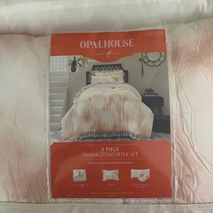 Opalhouse | Bedding | Brand New Twin 